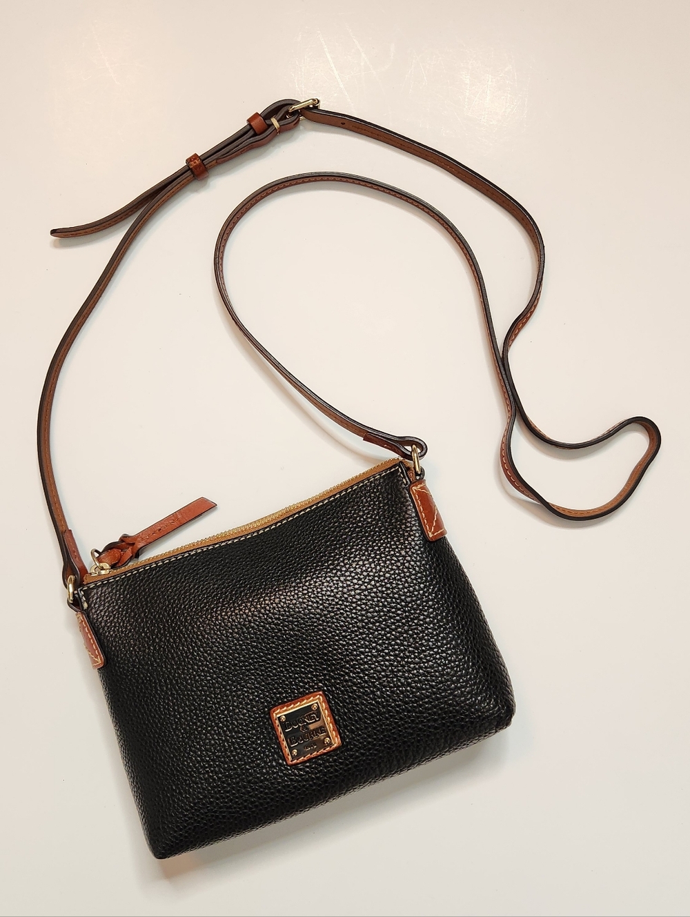 Dooney & Bourke Black Pebble Grain Leather Petite Pouchette Crossbody Purse